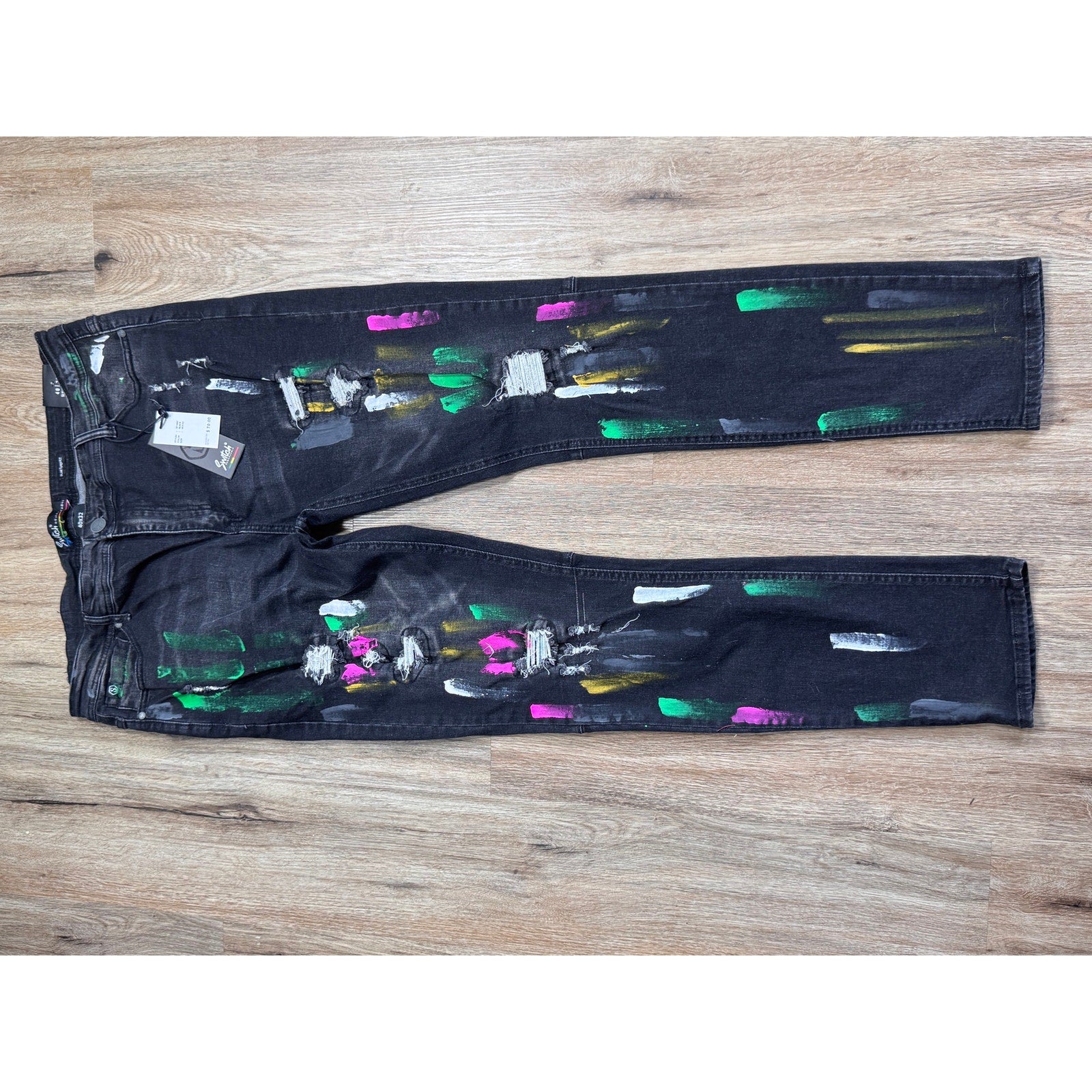 Switch Remarkable Distressed Paint Splatter Jeans Men’s 40x32 Slim Taper Black Denim NWT