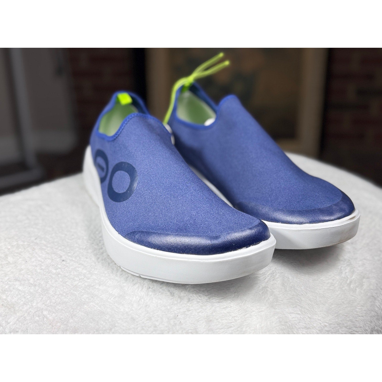 OOFOS OOmg Eezee Men’s Slip On Recovery Shoes Navy Blue Size 13 EU 46