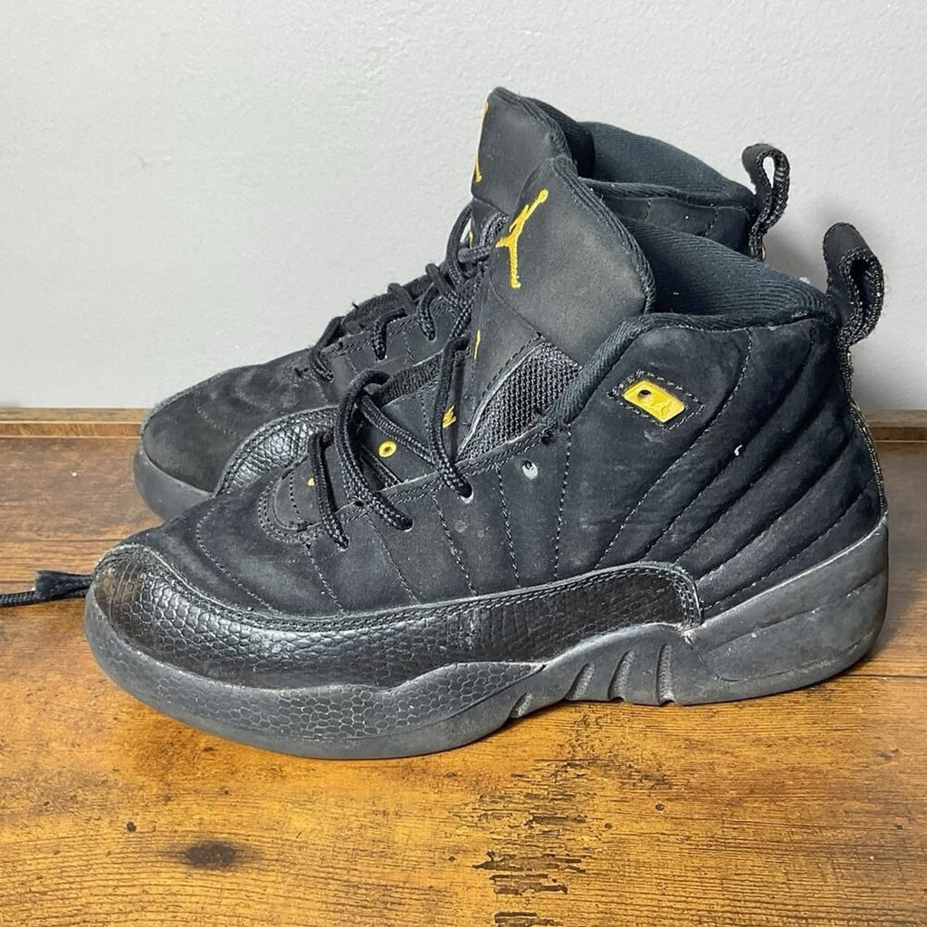 Nike Air Jordan 12 XII Retro Black Taxi 151186-071 Size 1Y Preschool - Used