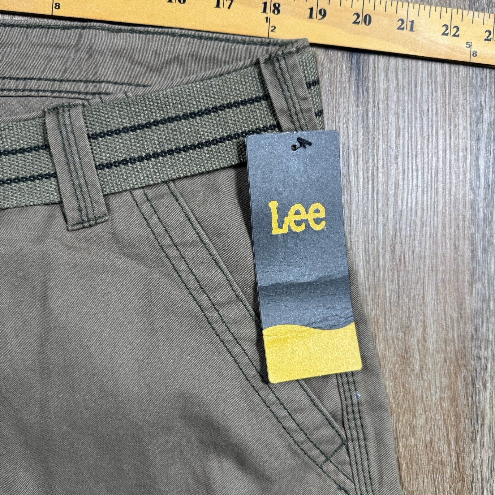 Lee Legendary Wyoming Cargo Shorts Mens 40 Gray NWT Utility Workwear Belted
