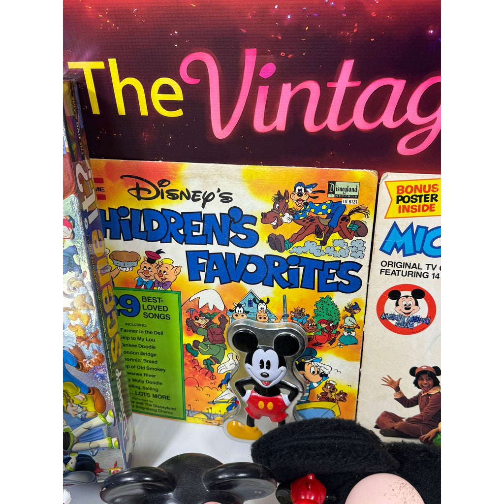 Rare Vintage 80s-90s Disney Collectibles Mega Lot Mickey Watches VHS Disneyana