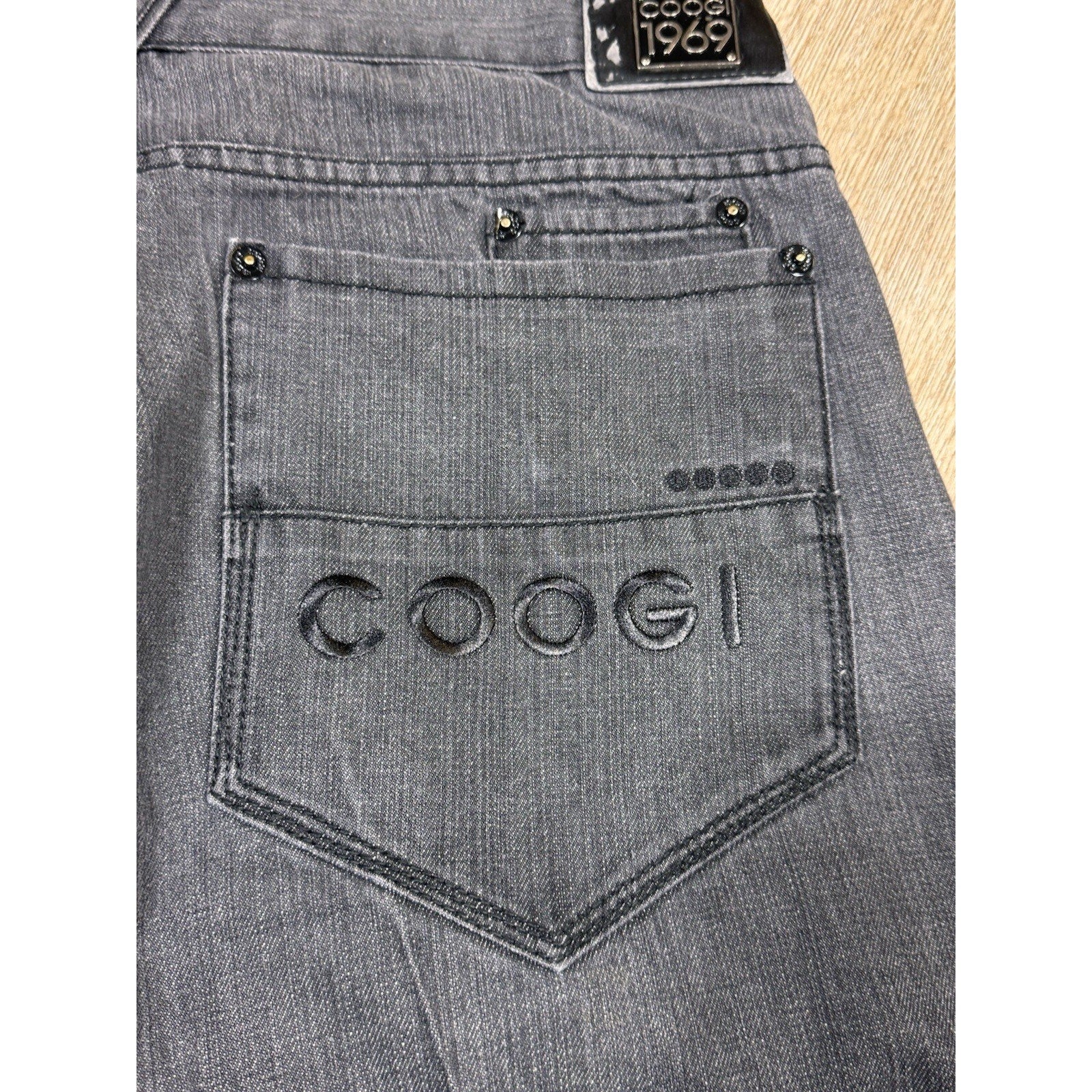 Y2K COOGI Australia Men’s Sz 42 x 35 Denim Jeans w/ Embroidered Logos Big Baggy