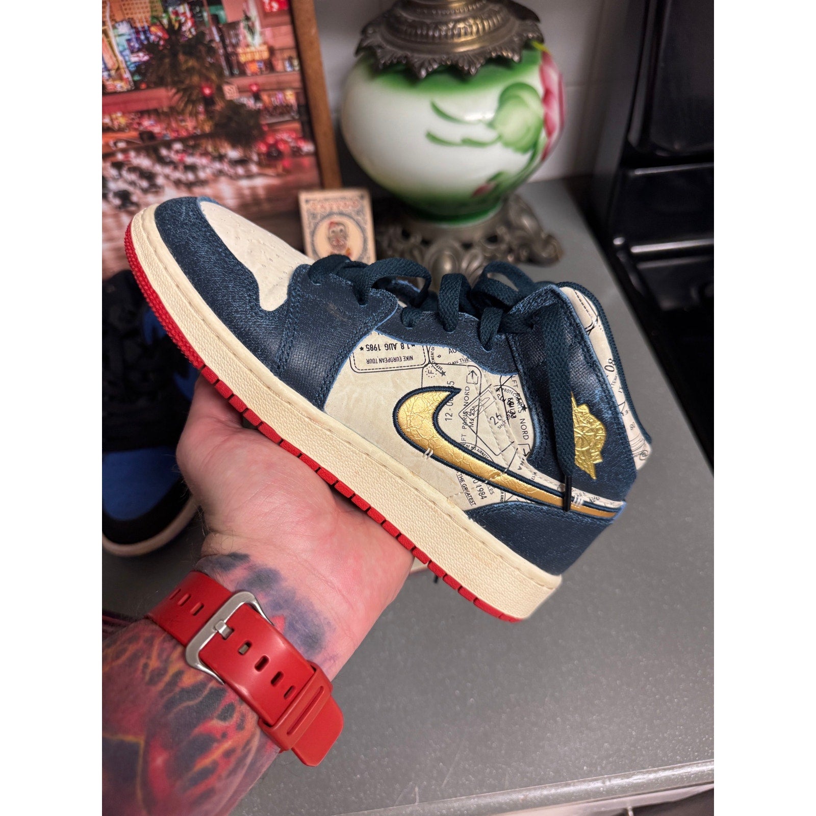 Nike Air Jordan 1 Mid SE GS Take Flight Gold Swoosh Passport FN1353-400 5Y
