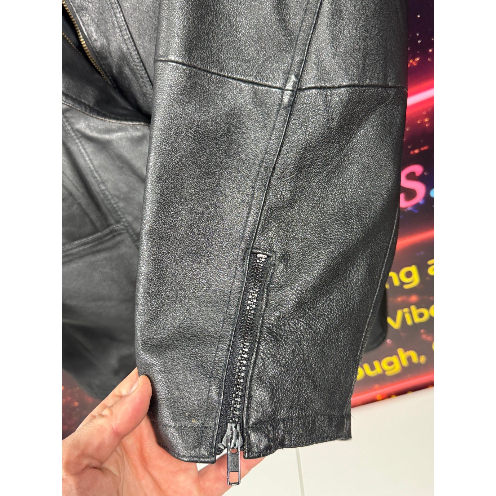 Men's Vintage Wilda Genuine Leather Black Motorcycle Jacket Made in USA Large