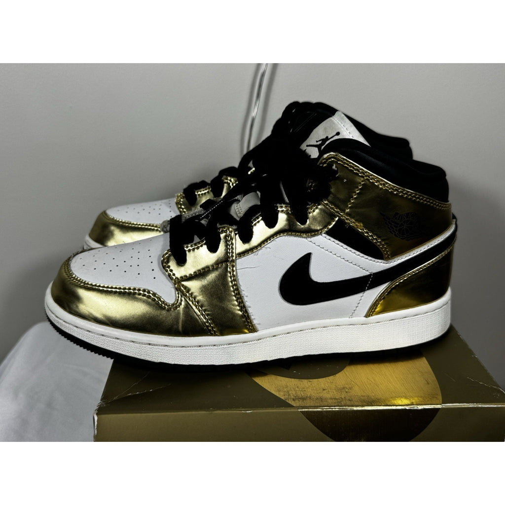 Nike Air Jordan 1 Mid SE Metallic Gold DC1420-700 GS Size 7Y 7 Used