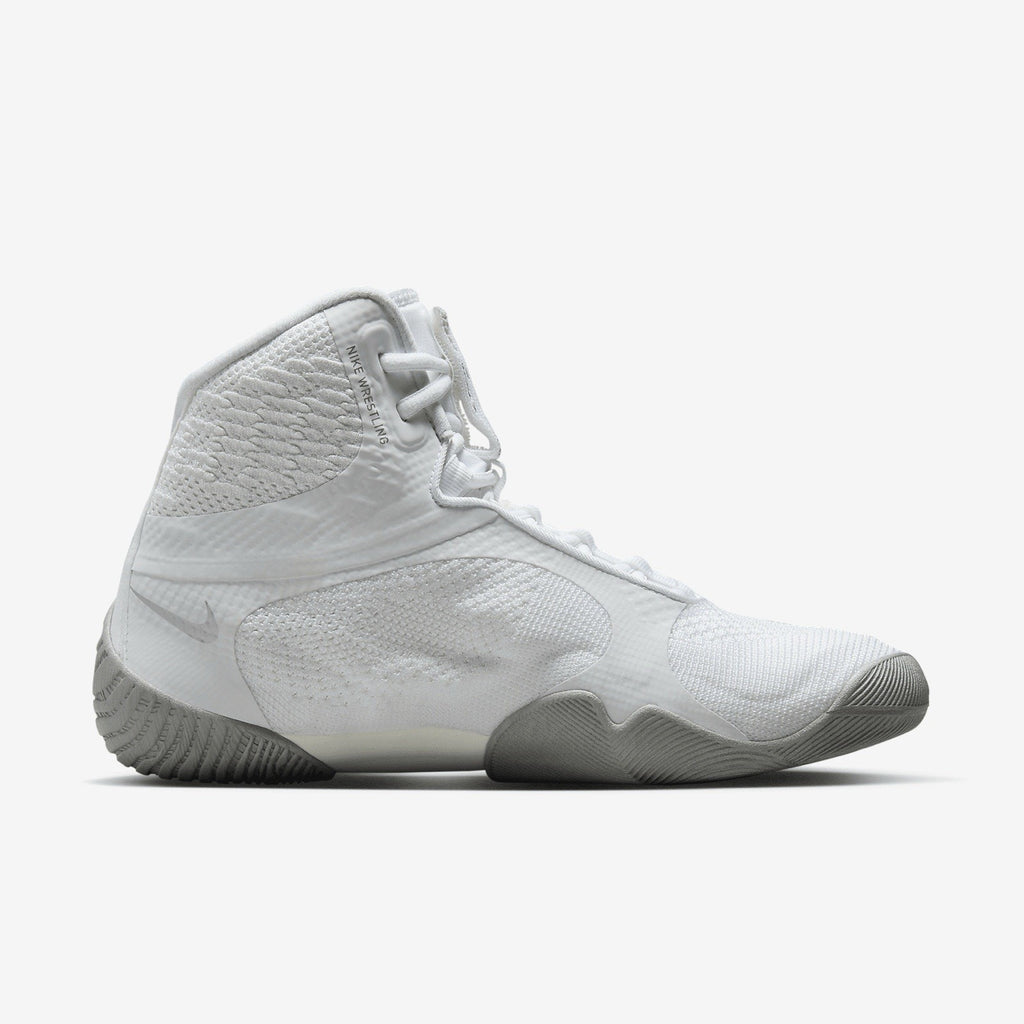 Nike Tawa Wrestling Shoes CI2952-100 White Metallic Silver Flyknit Men’s 11 New