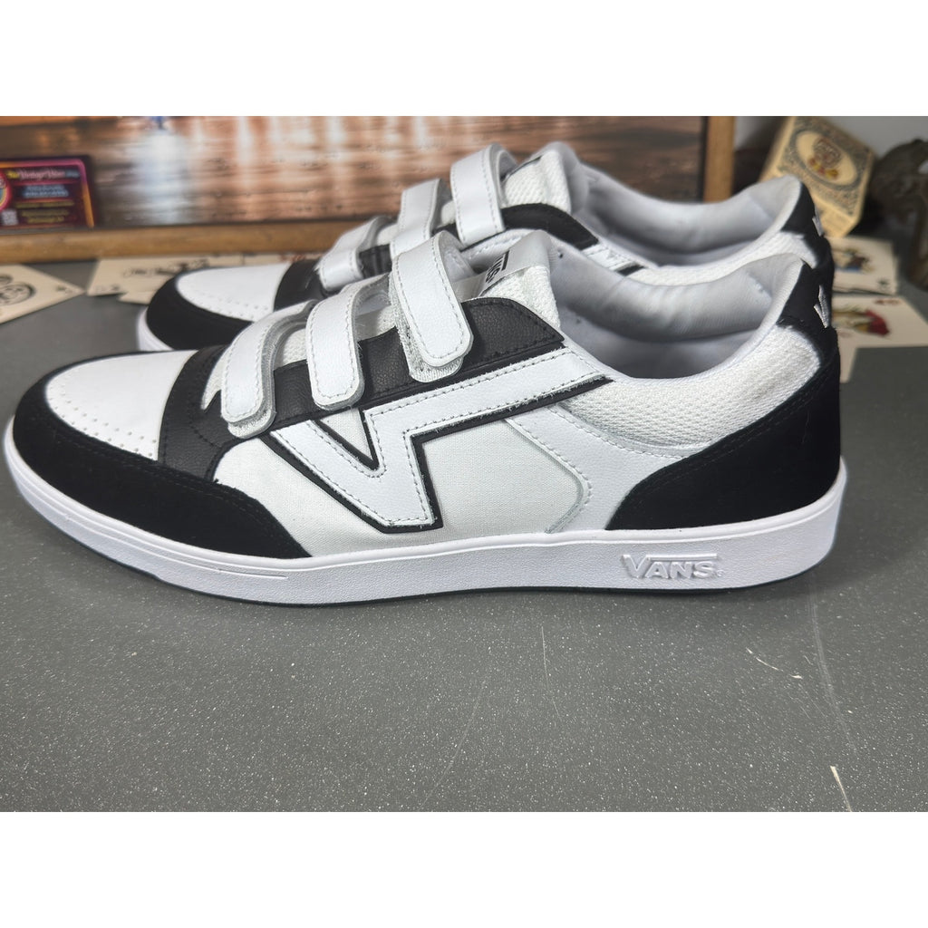 Vans Sport Low Velcro Strap Black White Sneakers Men’s 13 VN721356 New