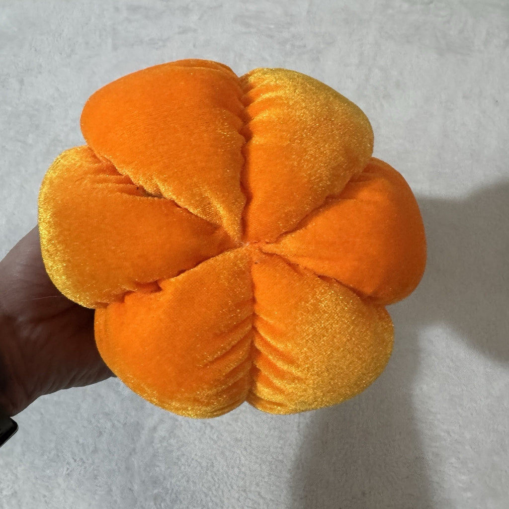 Vtg Peek-A-Boo Toys 13.5” Pumpkin Scarecrow Plush Jack O Lantern Halloween Decor