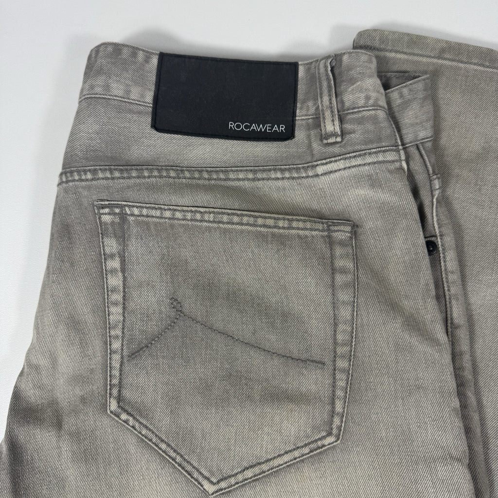 Rocawear Straight Fit Gray Wash Jeans Mens 38 x 33 Y2K Hip Hop Denim Pants