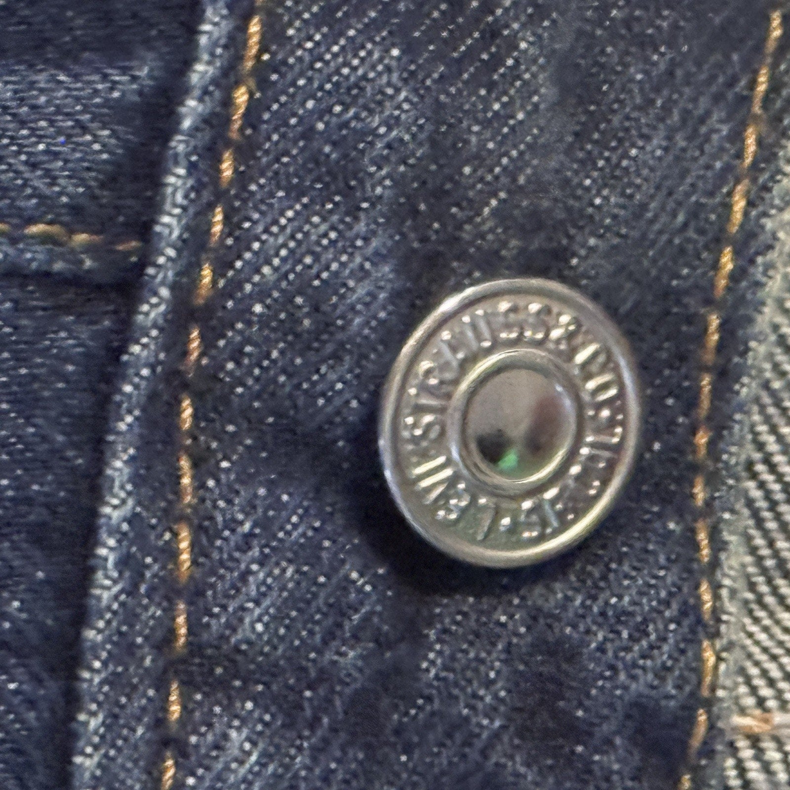 Vtg Men’s Levis 501 Denim Blue Jeans 2007 38x30 Dark Rinse Indigo Button Fly Y2K