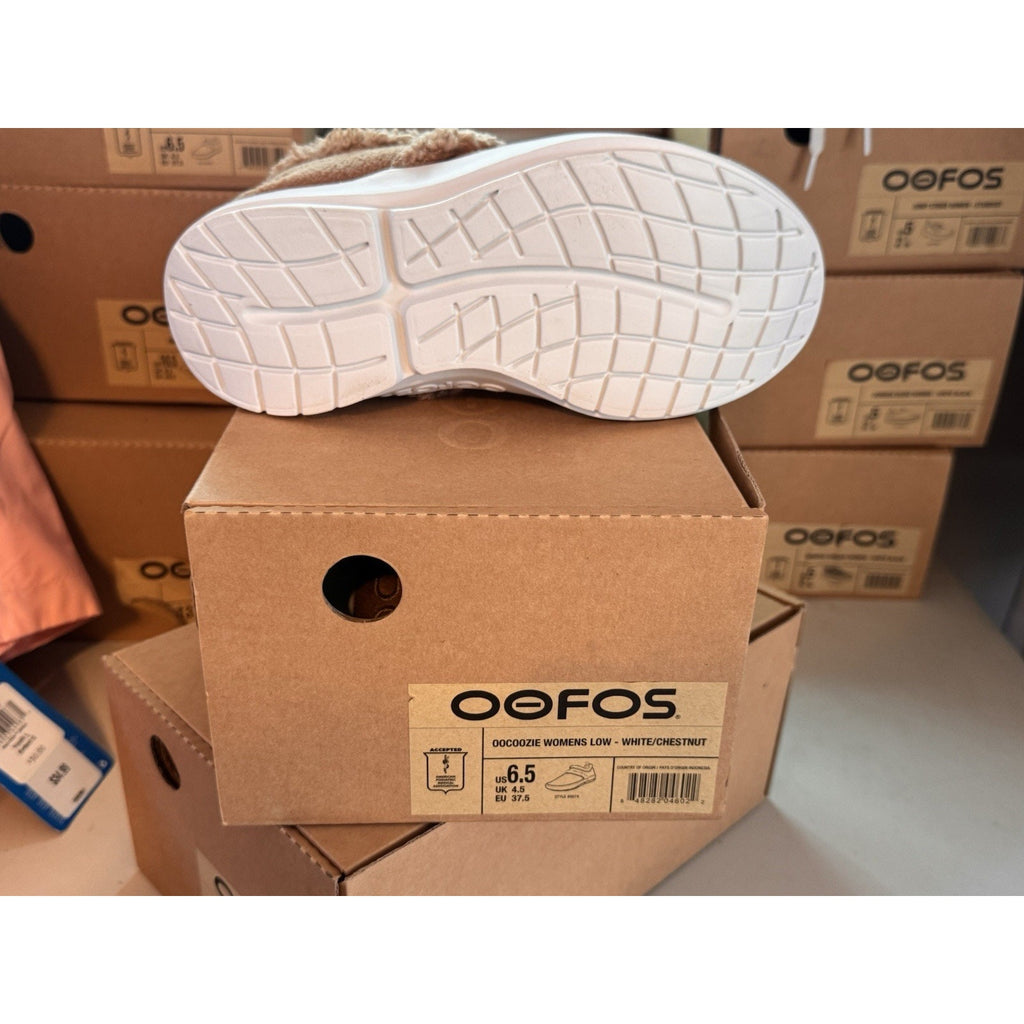 Oofos OOcoozie Womens 6.5 Shoe Slippers Comfort Fleece Recovery Slip On Chestnut