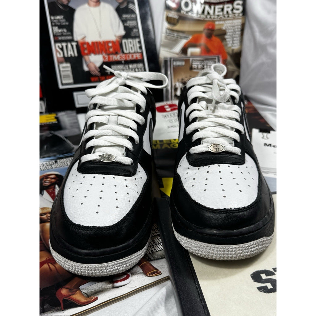 1/50 Nike Air Force 1 Eminem x Shady Records 10.5 2004 Friends & Family Only AF1