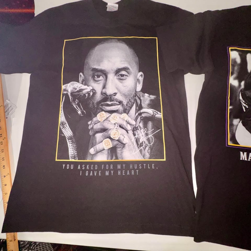 Kobe Bryant Gianna Mamba Mambacita Memorial T-Shirt Lot of 2 Size Large