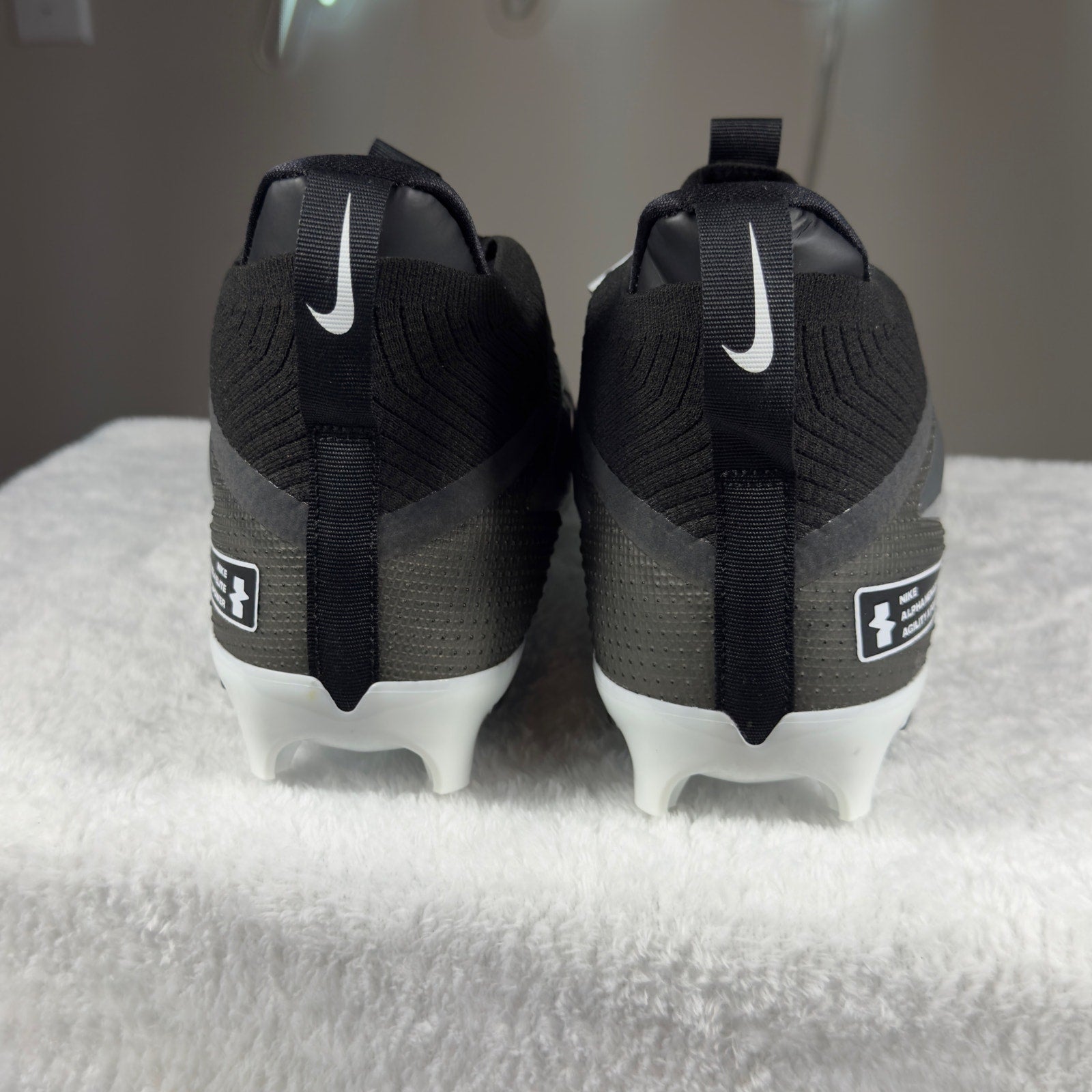 Nike Alpha Menace 4 Elite Football Cleats Black White HF5690-001 Sz 12