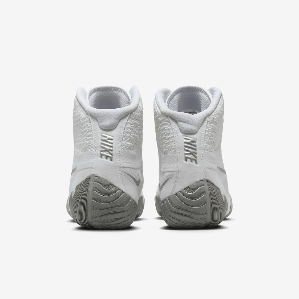 Nike Tawa Wrestling Shoes CI2952-100 White Metallic Silver Flyknit Men’s 11 New