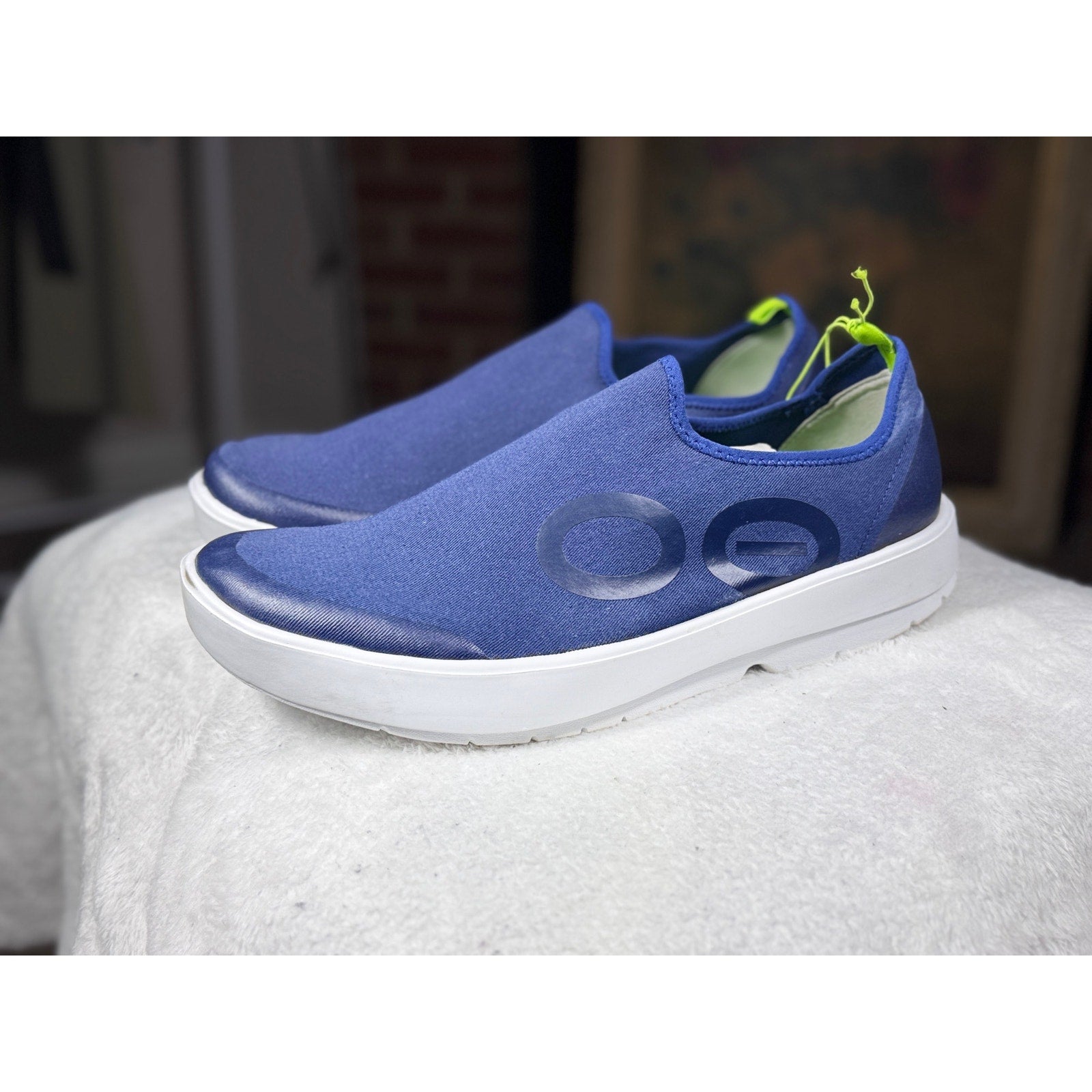 OOFOS OOmg Eezee Men’s Slip On Recovery Shoes Navy Blue Size 13 EU 46