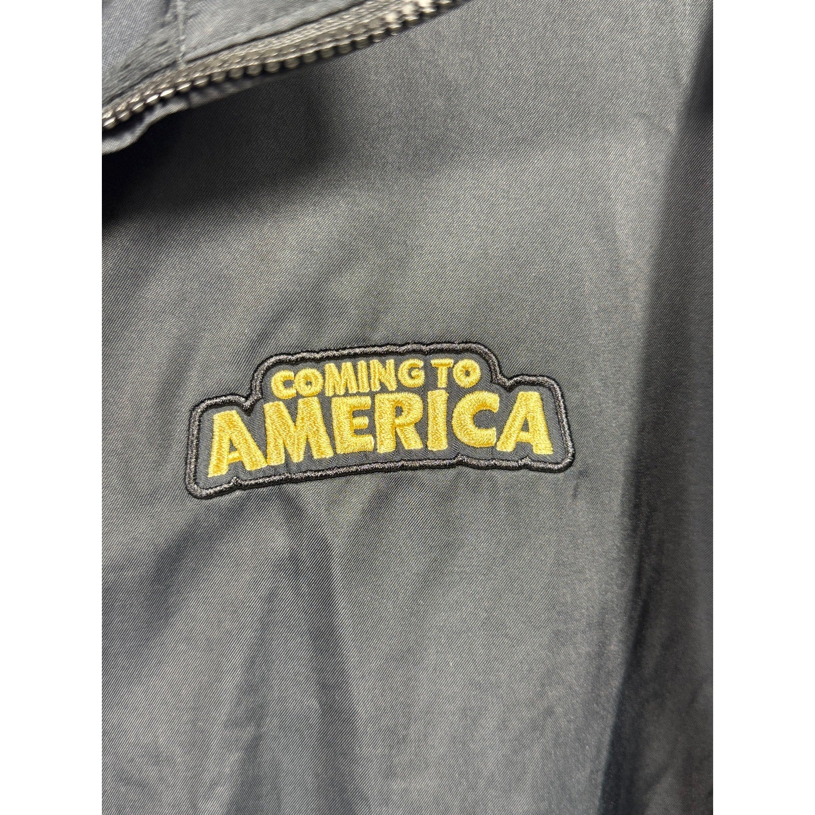 Nike Giannis Coming To America Windbreaker Jacket Mens Large Black Gold CQ8308-010 Rare Promo