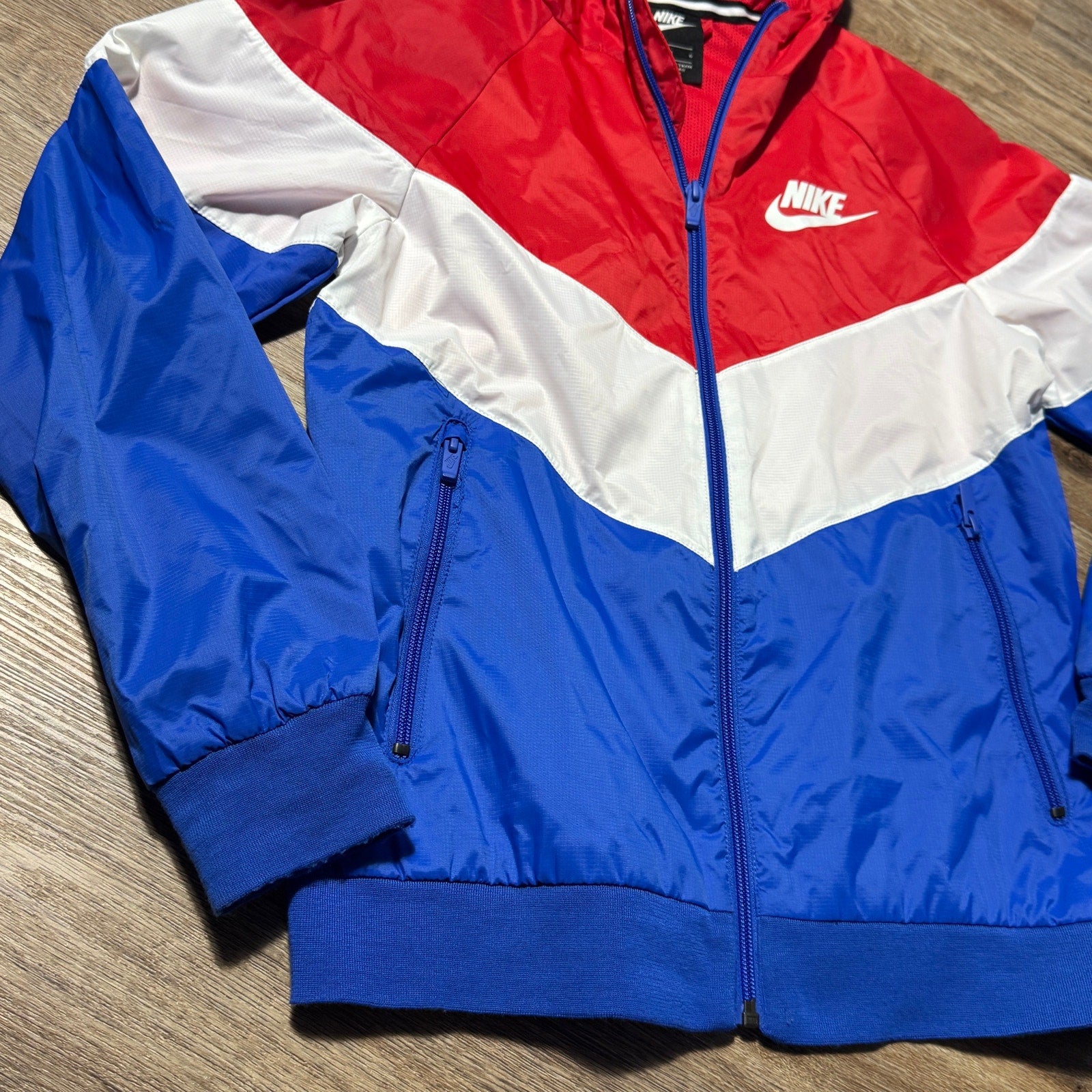 Nike Windrunner Hooded Jacket Youth Large CJ6722-657 Red Blue White