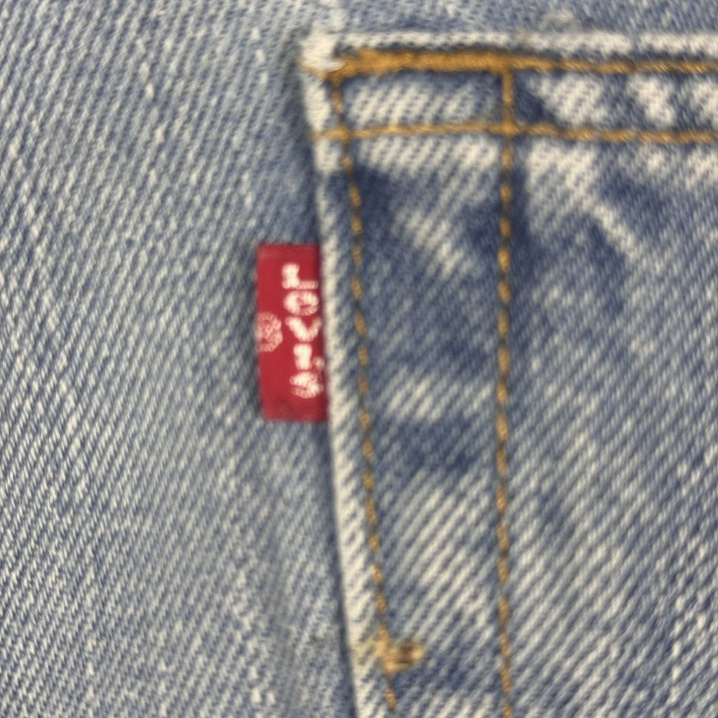 VTG 2004 Levi's 560 Comfort Fit Jeans Men's 44x30 Light Wash Relaxed Denim