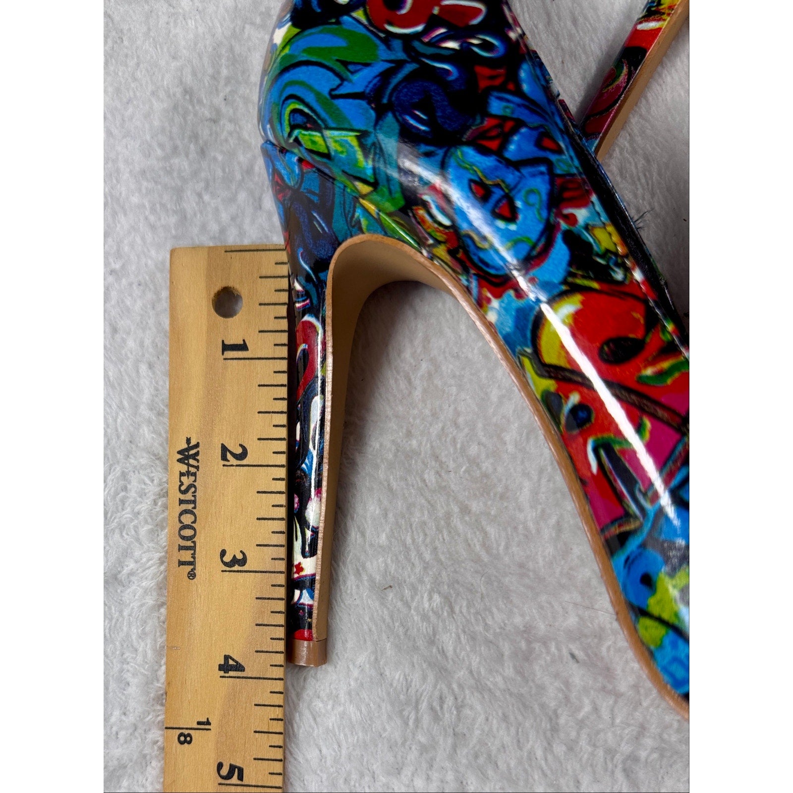 Shoe Republic LA Graffiti Print Stiletto Heels Women’s Size 6.5 7 Pointed Toe Pumps