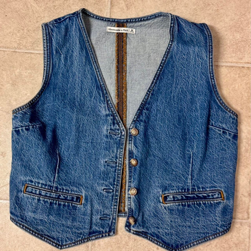 Abercrombie & Fitch Denim Vest Men’s Medium V Neck Minimalist Layering A&F