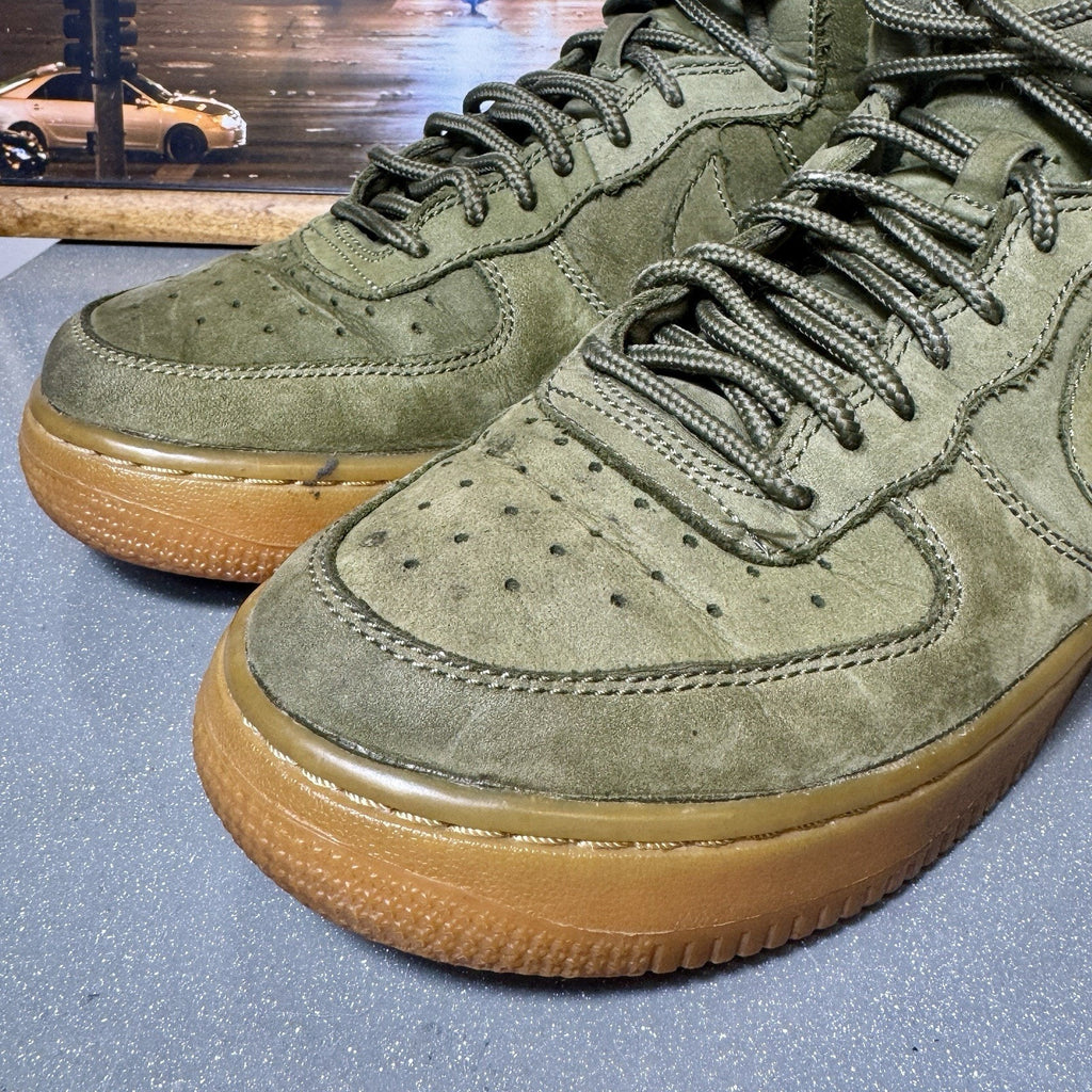 Nike Air Force 1 High WB GS Medium Olive Dark Gum 922066-202 Women’s 7 - 5.5Y