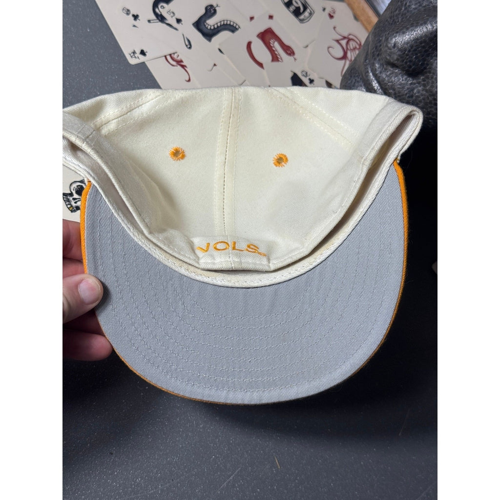 Vintage University of Tennessee Vols New Era 5950 Fitted Hat 7 3/8 Wool NCAA Cap