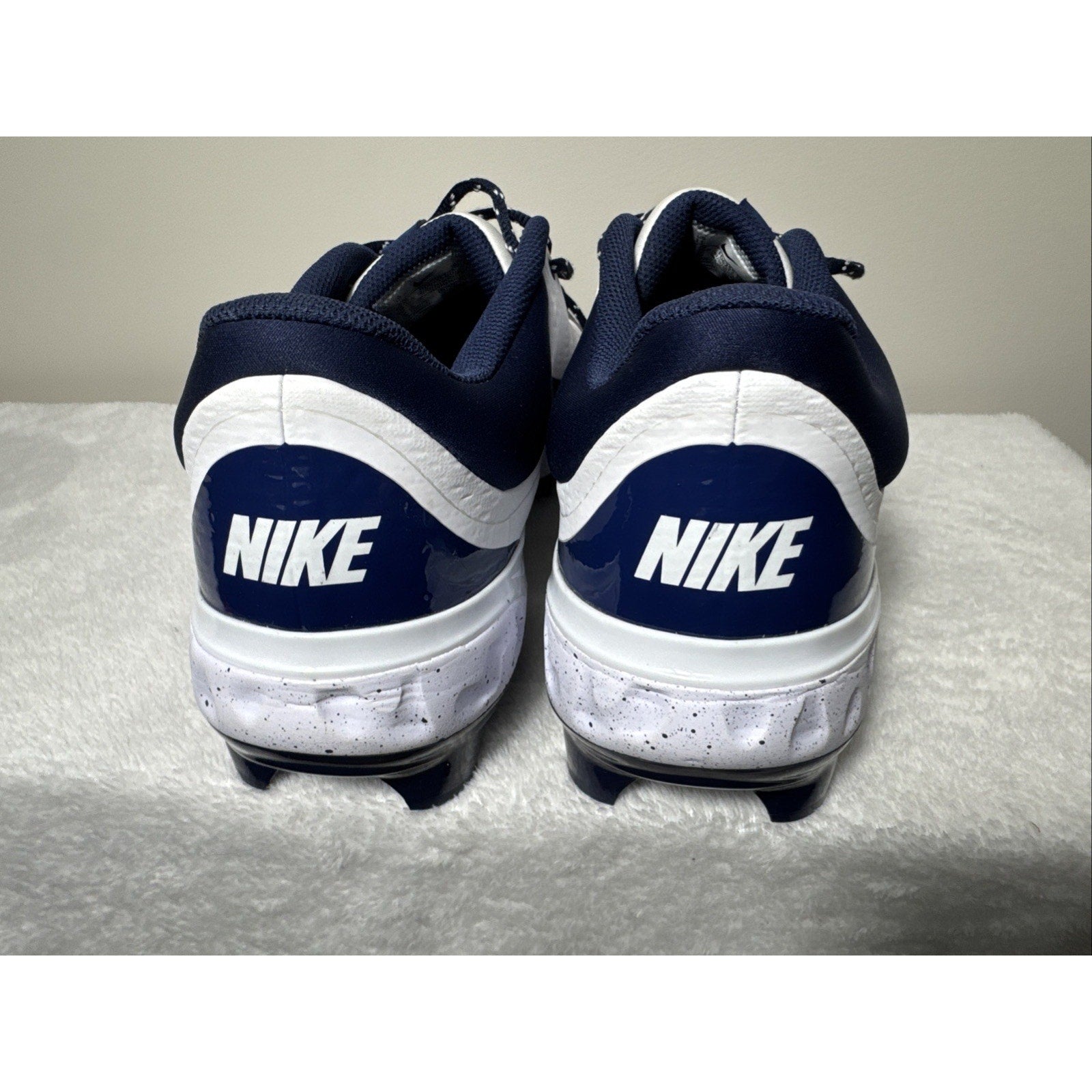 Nike Men's Alpha Huarache Elite 15 Low MCS Baseball Cleats White Navy FD6255-107