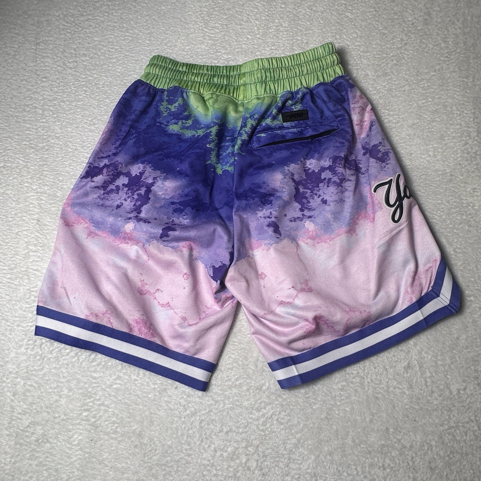 Pro Standard New York Yankees Pink Purple Dip Dye Shorts Men’s S MLB Baseball