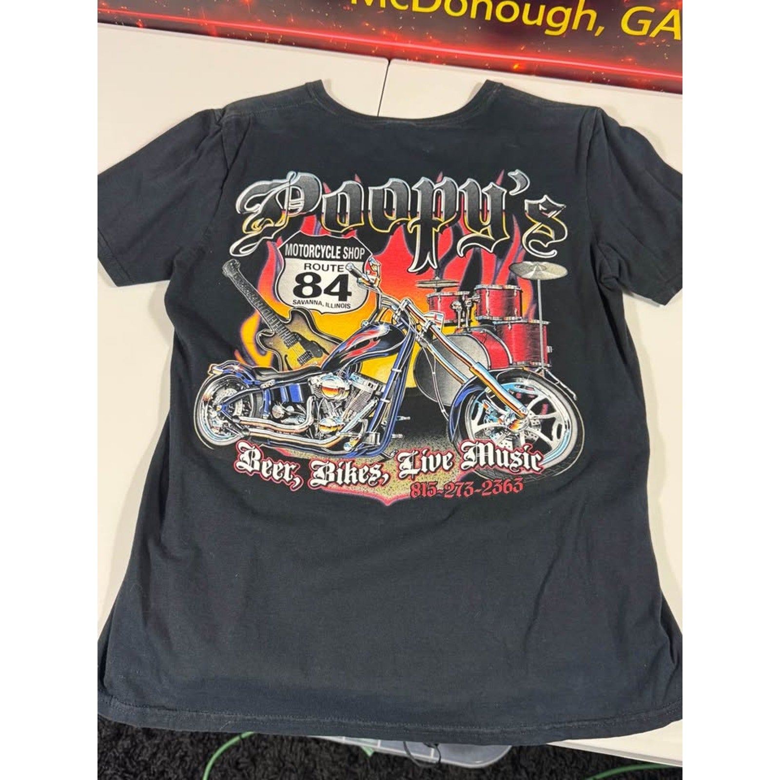 Poppy’s Motorcycle Shop Route 84 Savanna Illinois Biker Graphic T-Shirt Mens Medium