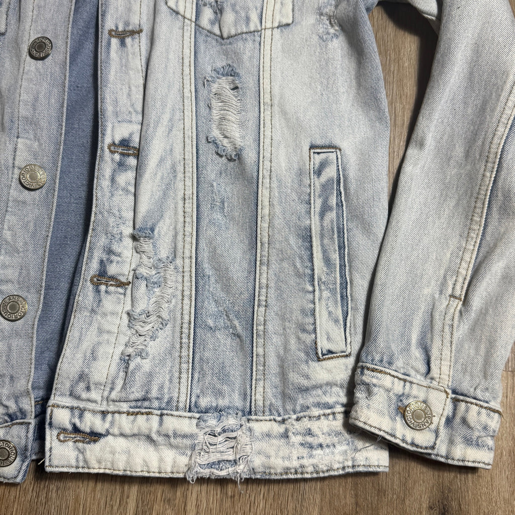 Victorious Distressed Light Wash Denim Trucker Jacket Men’s Small Cotton Vtg Y2K
