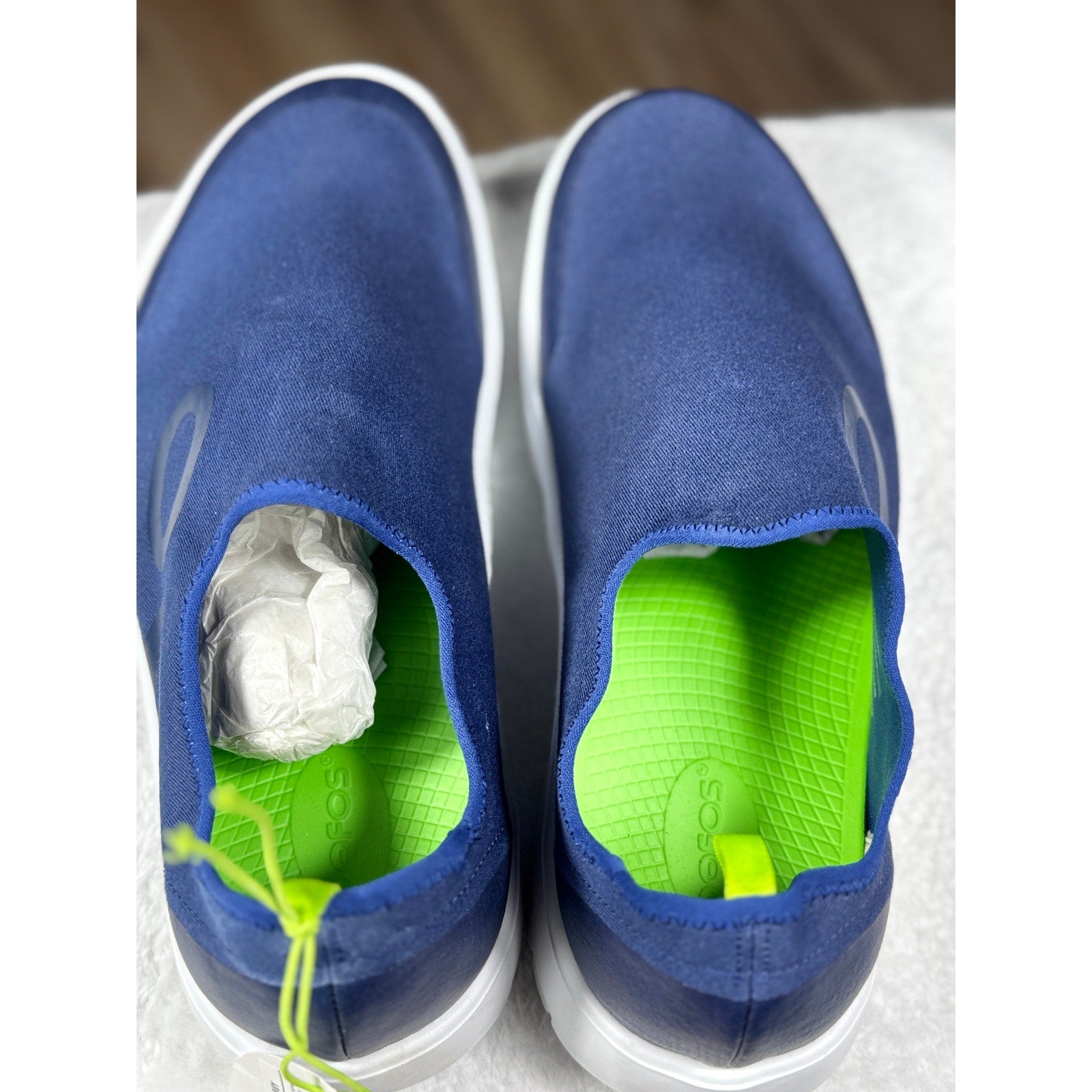 OOFOS OOmg Eezee Men’s Slip On Recovery Shoes Navy Blue Size 13 EU 46