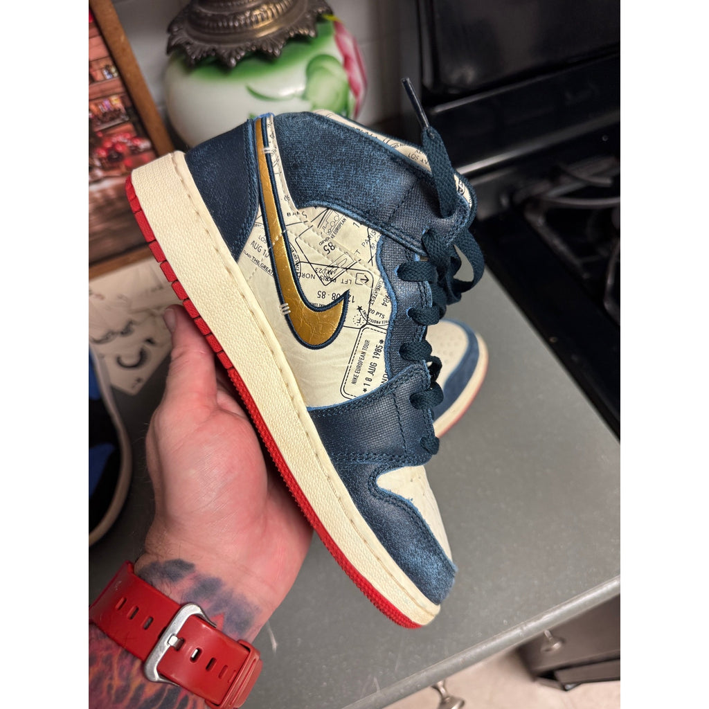 Nike Air Jordan 1 Mid SE GS Take Flight Gold Swoosh Passport FN1353-400 5Y