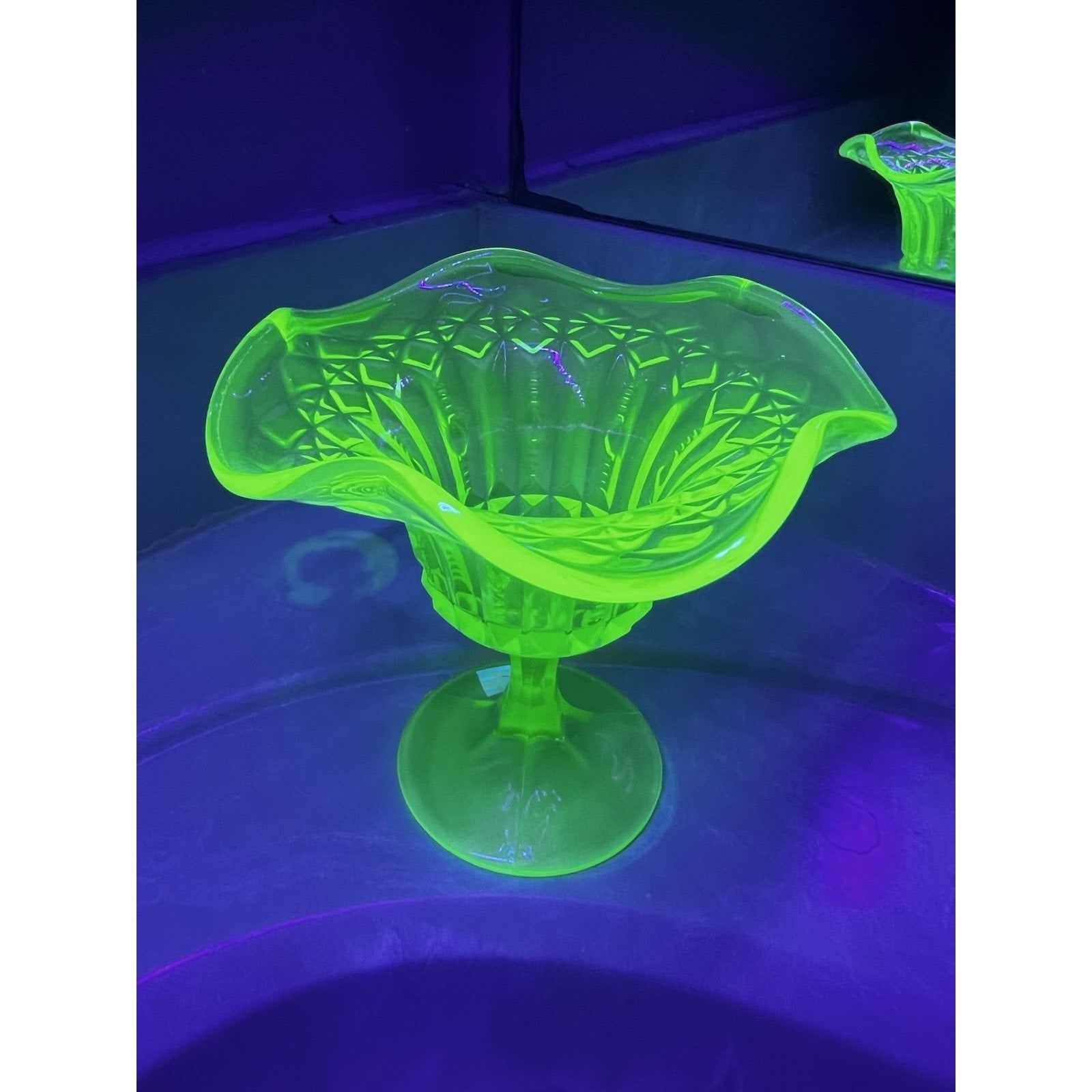 Kanawha Glass Green Uranium Pedestal Compote Candy Dish Glows Vintage 5.5"