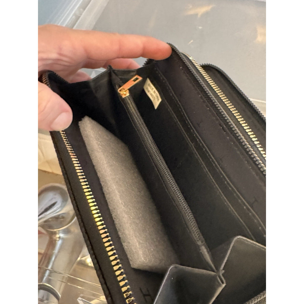 Halston Black Pebbled Leather Zip Around Continental Wallet Clutch Organizer