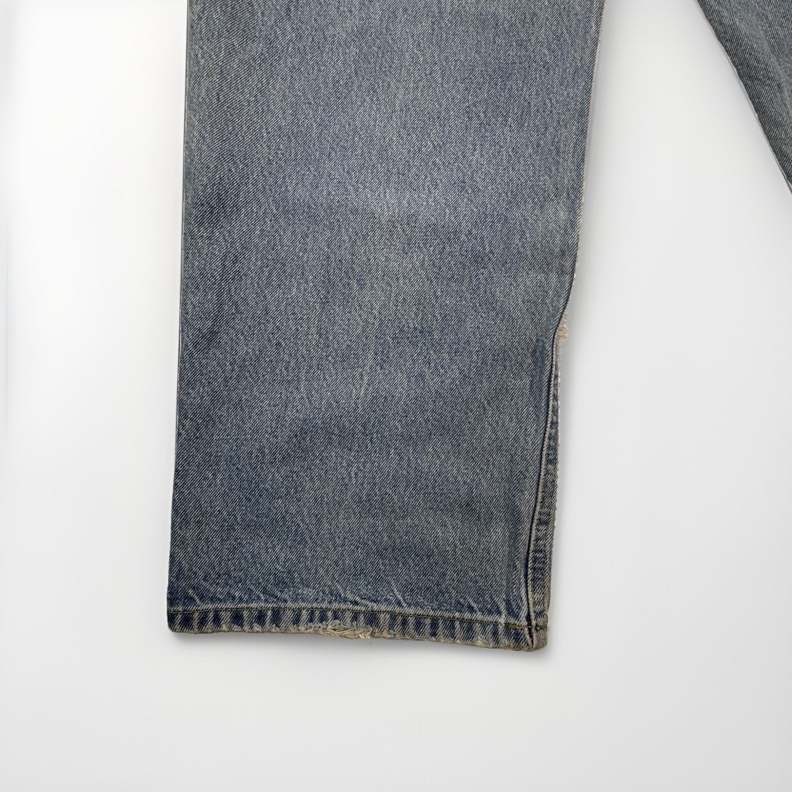 Carhartt B42 Relaxed Fit Jeans Mens 40x30 Distressed Workwear Denim Made Mexico