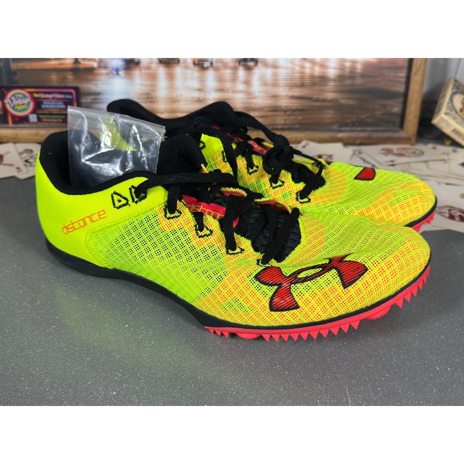 Under Armour UA Distanc Track Spikes Neon Volt Red Sz 11.5 3025460-300 Running