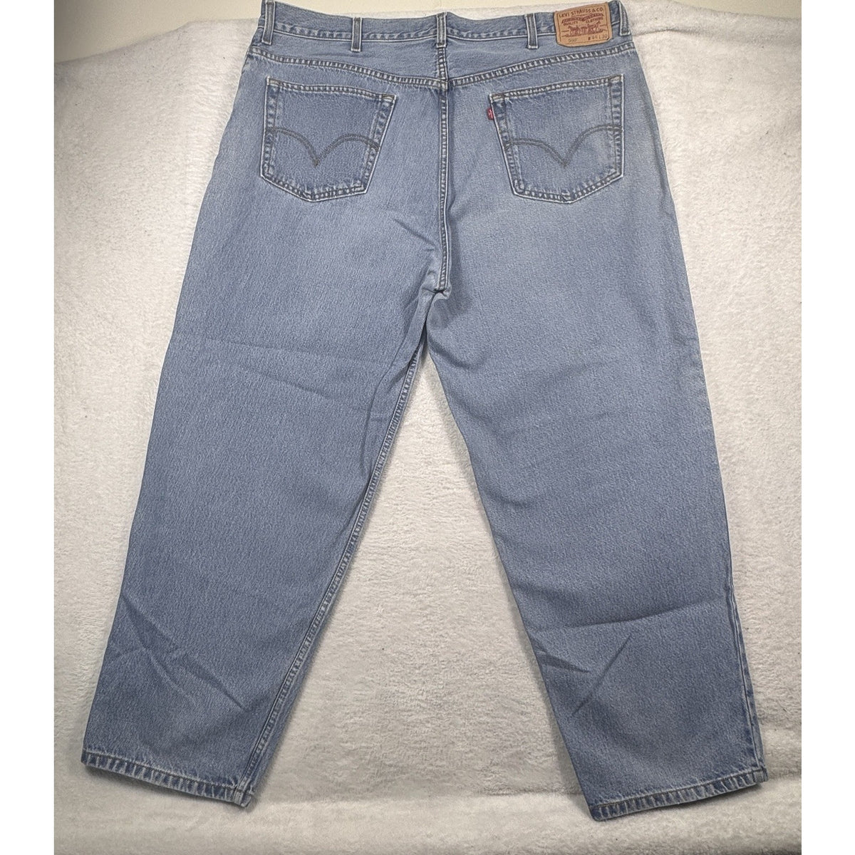 VTG 2004 Levi's 560 Comfort Fit Jeans Men's 44x30 Light Wash Relaxed Denim