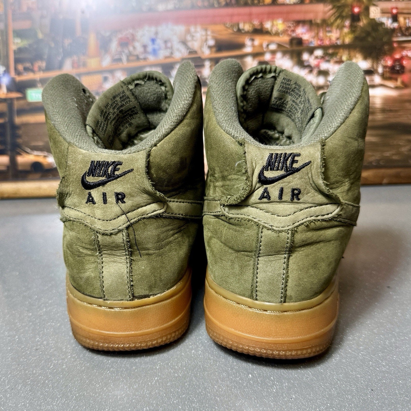 Nike Air Force 1 High WB GS Medium Olive Dark Gum 922066-202 Women’s 7 - 5.5Y