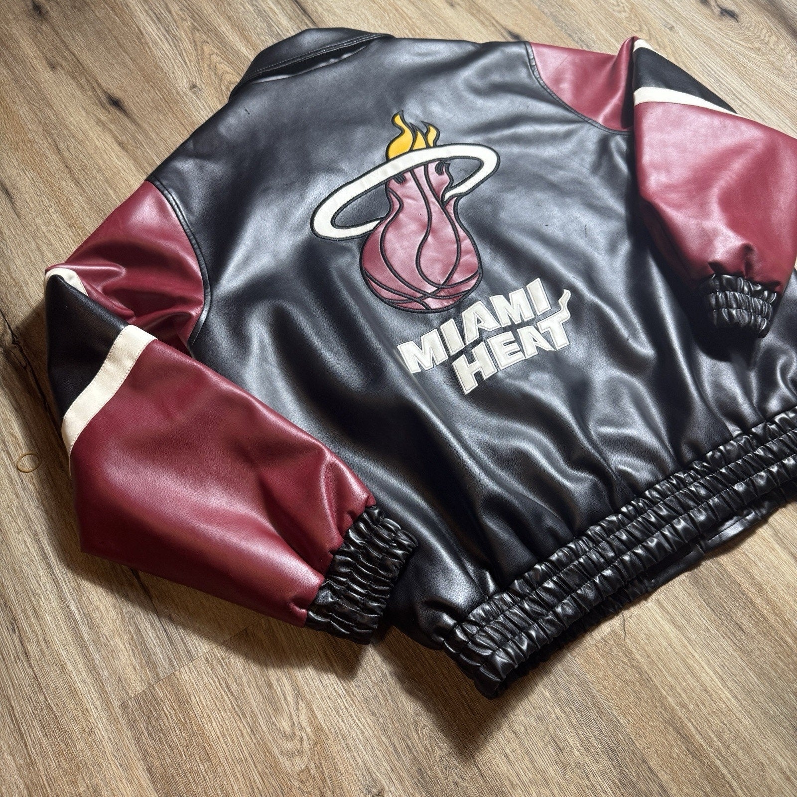 Vintage Y2K Miami Heat NBA Basketball Black Leather Bomber Jacket Men’s XL RARE