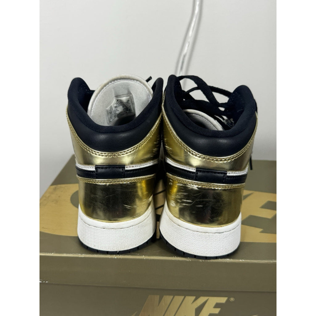 Nike Air Jordan 1 Mid SE Metallic Gold DC1420-700 GS Size 7Y 7 Used