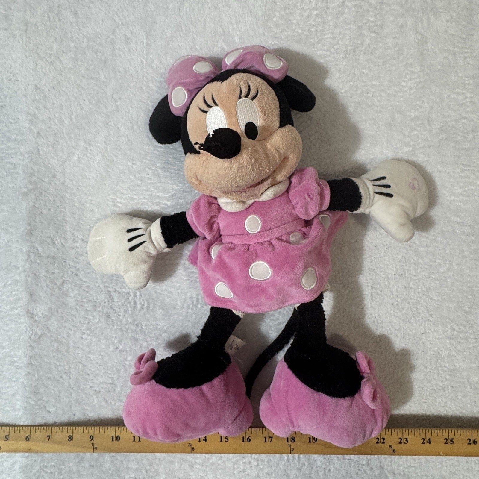 Disney Parks Minnie Mouse Plush 18” Pink Polka Dot Dress Bow Theme Park Used