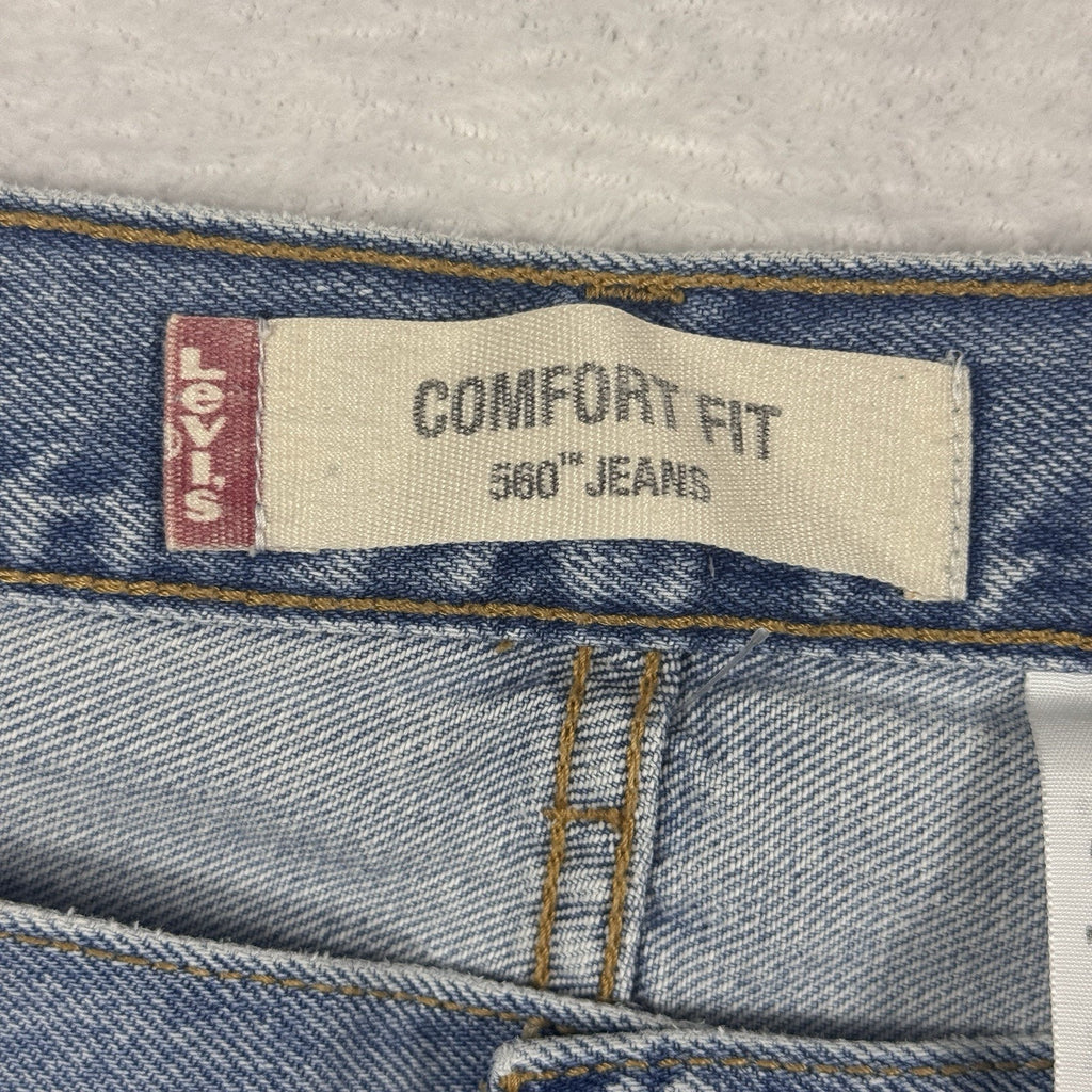VTG 2004 Levi's 560 Comfort Fit Jeans Men's 44x30 Light Wash Relaxed Denim