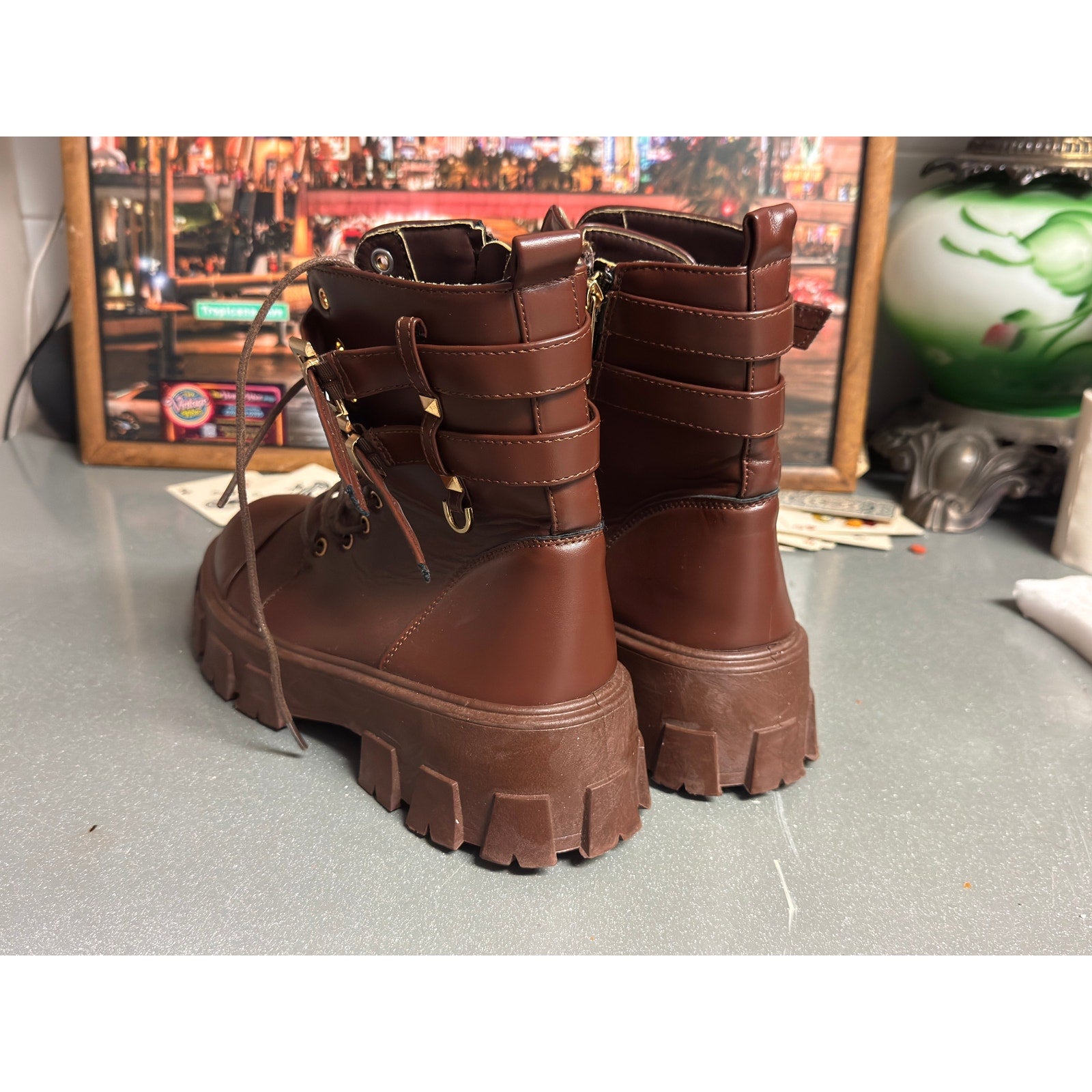 Brown Chunky Platform Combat Boots Women’s Size 6 Lug Sole Buckle Strap Lace Up