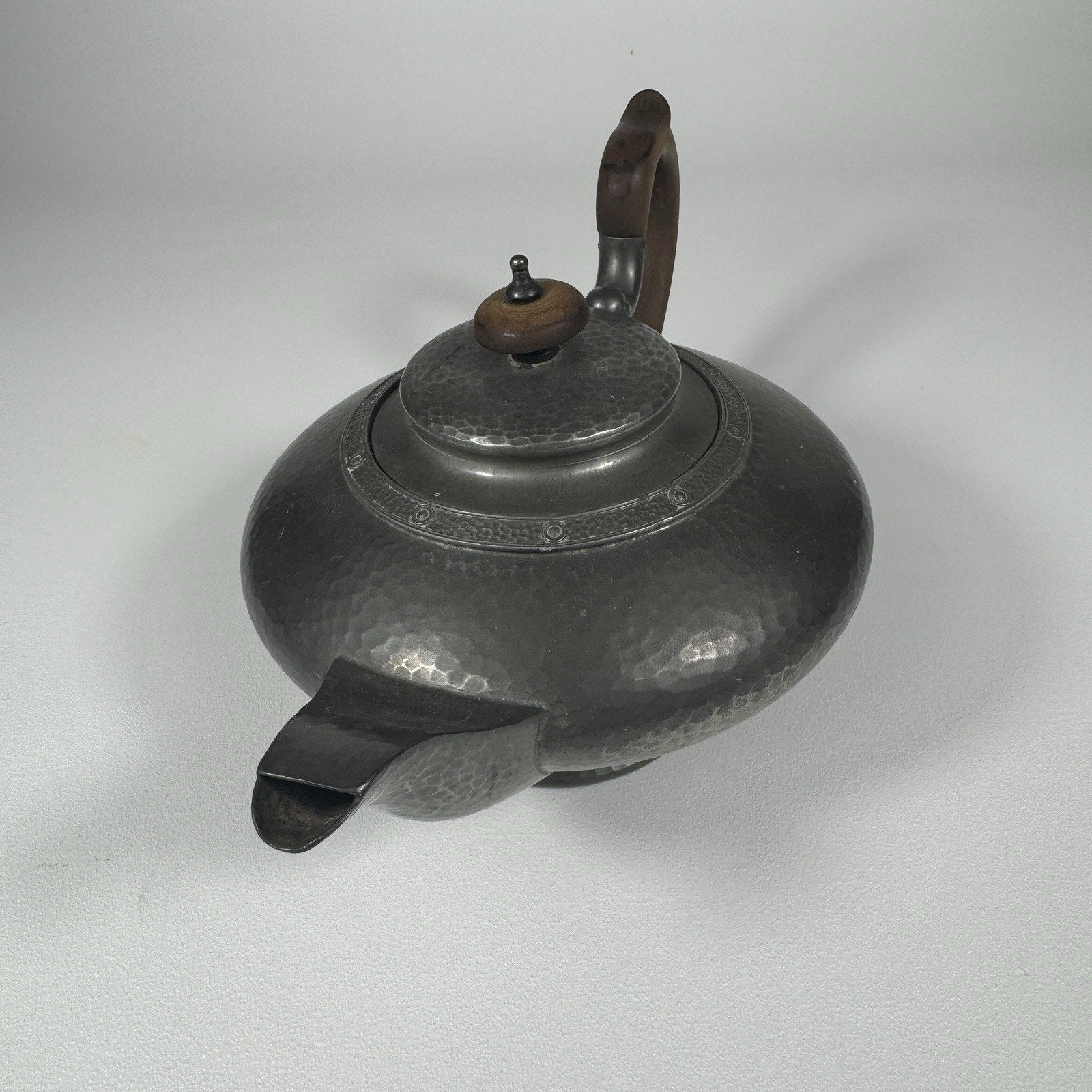 1900s Antique Alex Clark English Pewter Wood No 28 Hand Hammered Teapot London