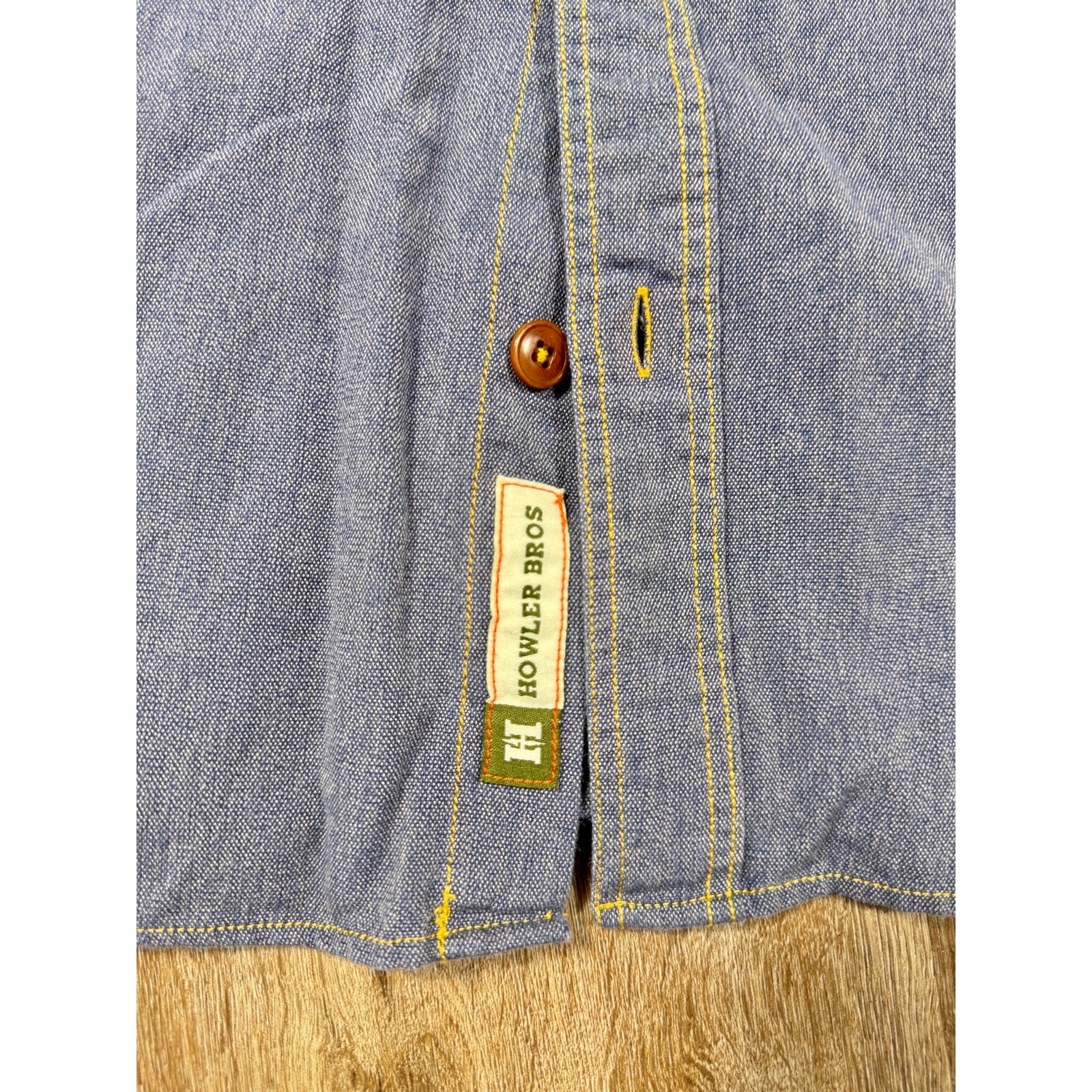 Howler Bros x Clutch Chambray Work Shirt Men’s Large Blue Rare Patch Button Up
