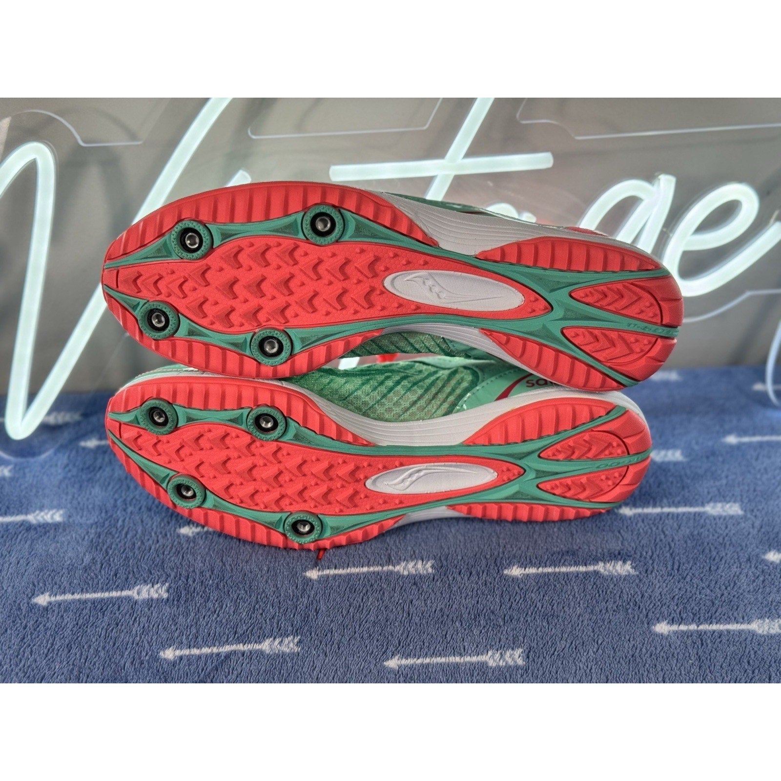 Saucony Endorphin Kilkenny XC5 Spike Women 10 Men 8.5 Green Red Aqua Vizi Coral