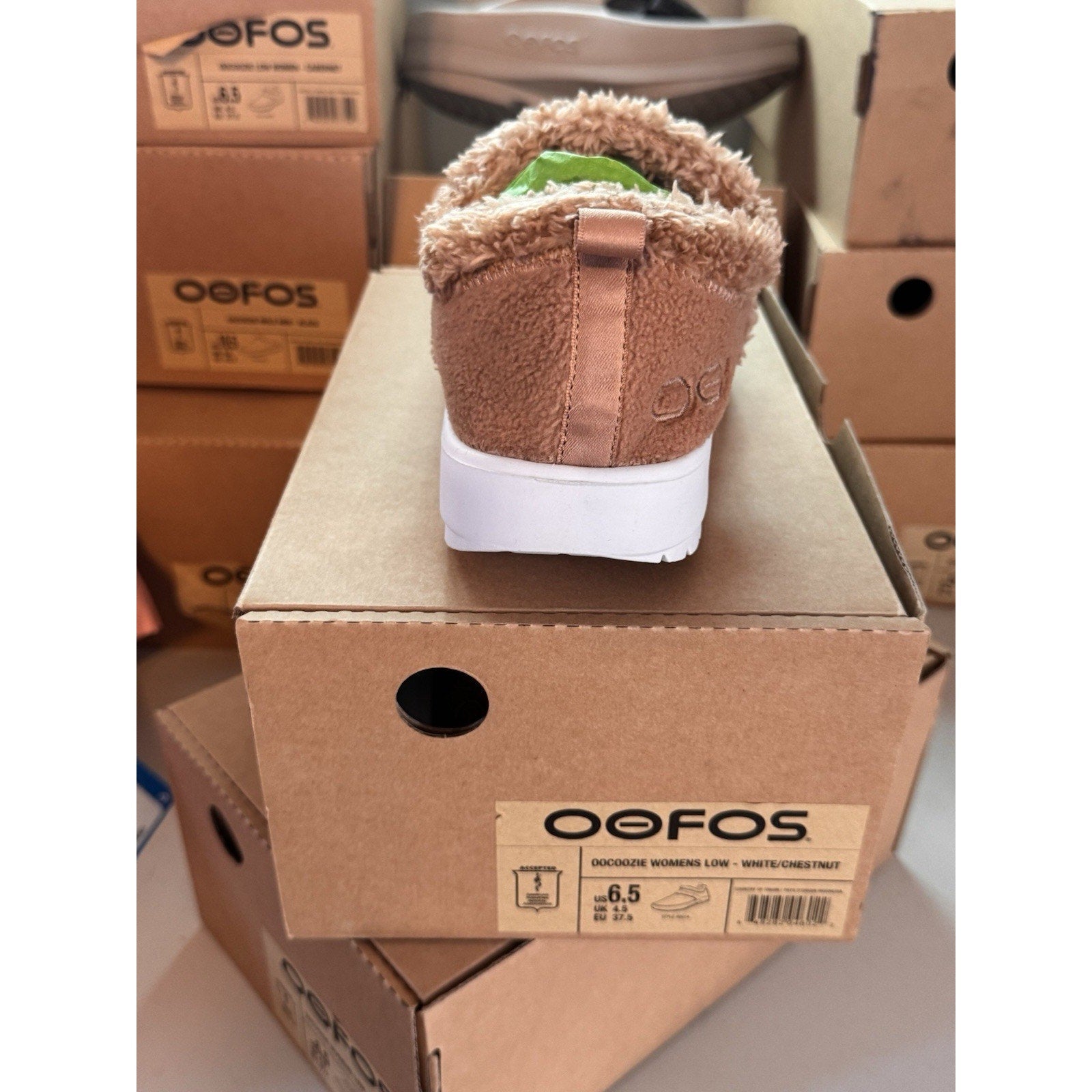 Oofos OOcoozie Womens 6.5 Shoe Slippers Comfort Fleece Recovery Slip On Brown