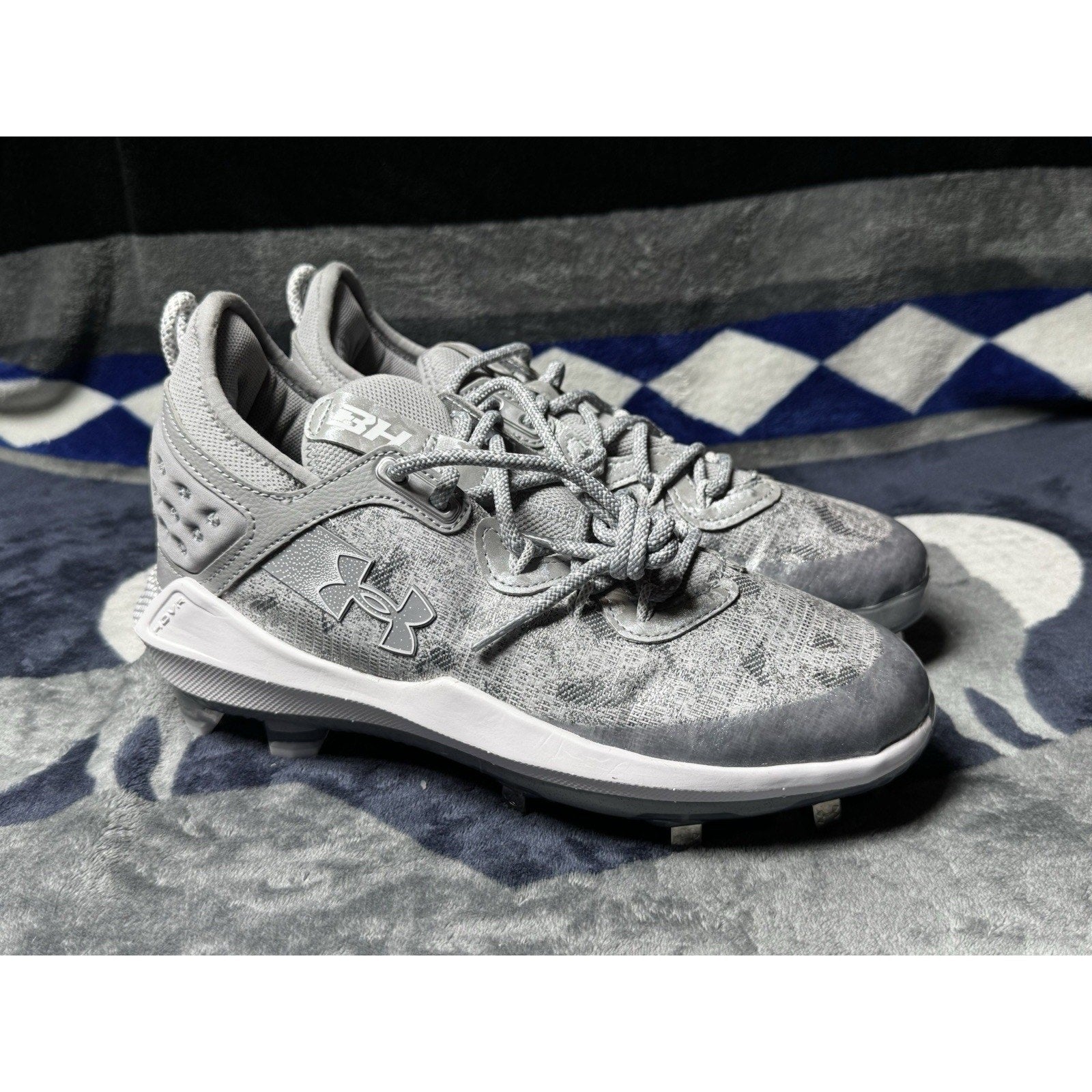 Under Armour Harper 8 Elite Mens 7.5 Halo Grey Metal Baseball Cleats 3026588-102