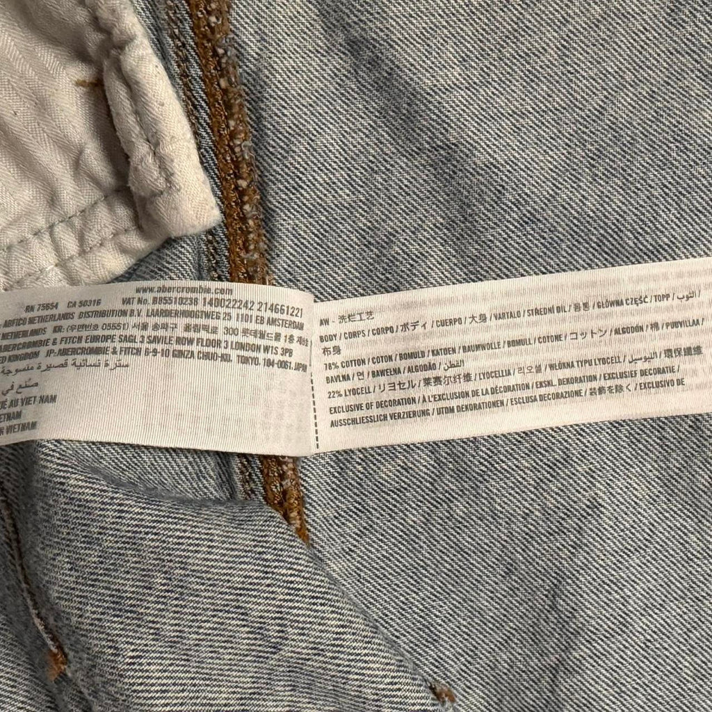 Abercrombie & Fitch Denim Vest Men’s Medium V Neck Minimalist Layering A&F